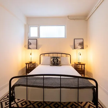 Malvina's Dream 2. Lower Ground Renovated Getaway Aígio